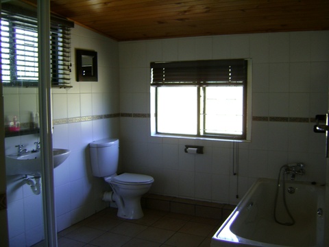 Bathroom, Gustav, Boskloof Swemgat
